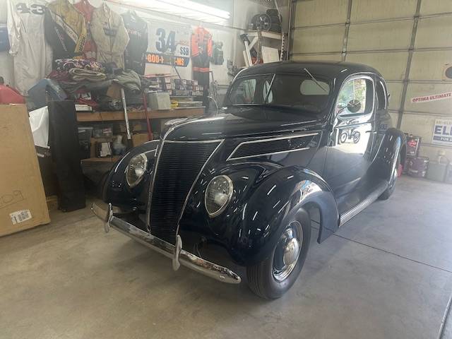 Ford-Coupe-1937-blue-2