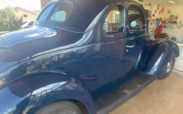 Ford-Coupe-1937-blue-4