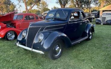 Ford-Coupe-1937-blue-5
