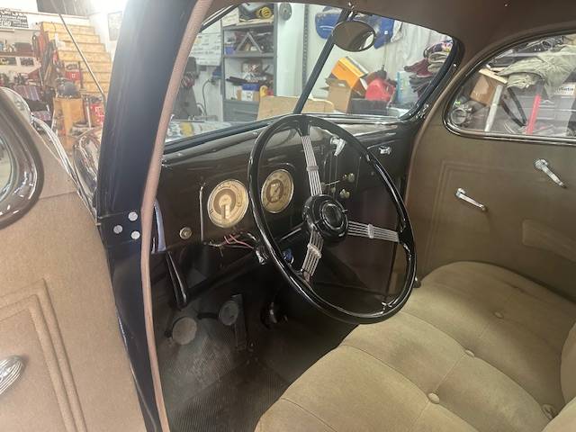 Ford-Coupe-1937-blue-7