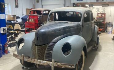 Ford-Coupe-1940-grey