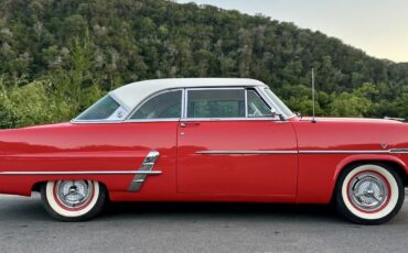 Ford-Crestline-1953-12