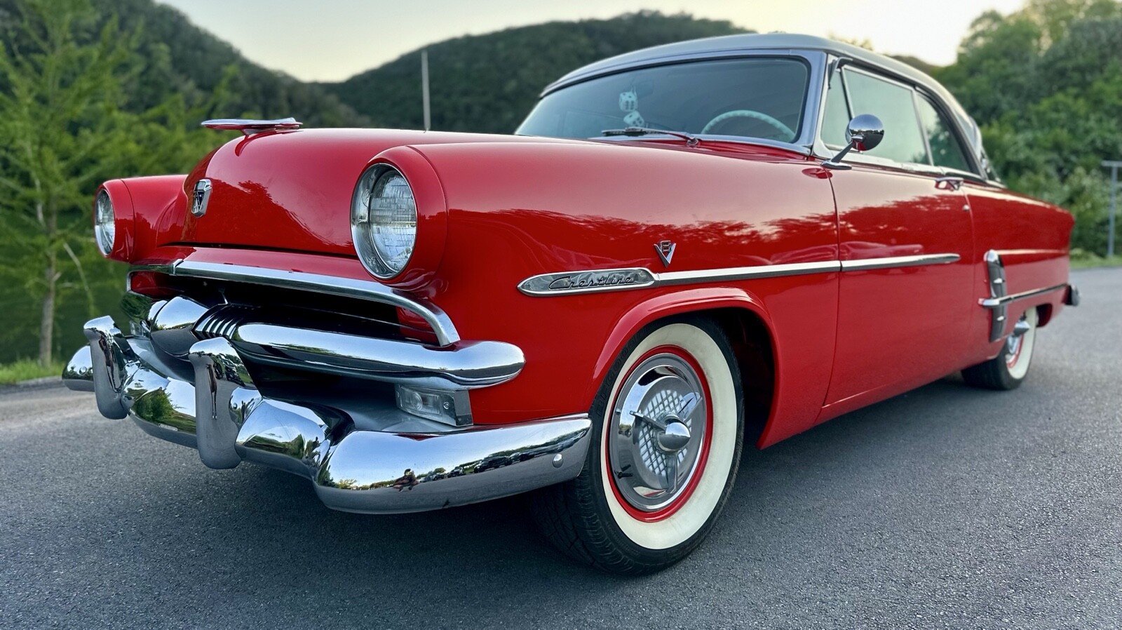 Ford-Crestline-1953-2