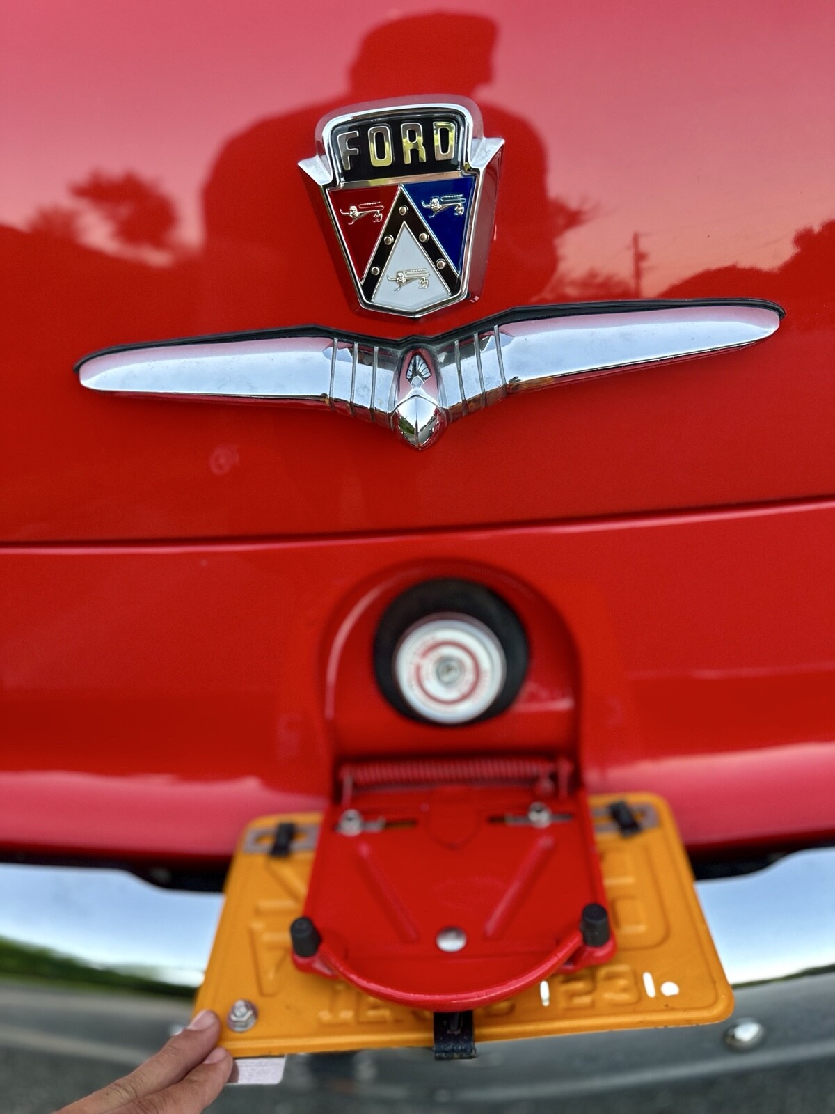 Ford-Crestline-1953-25