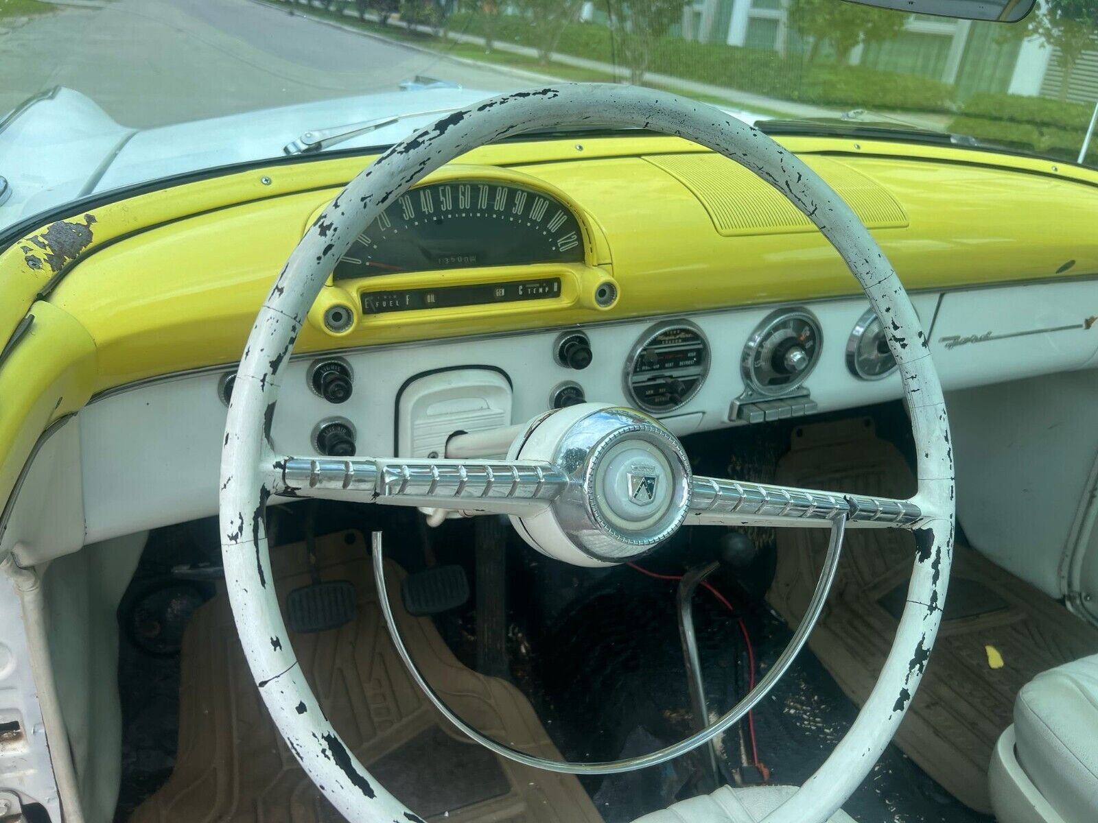 Ford-Crown-Victoria-1955-Coupe-18