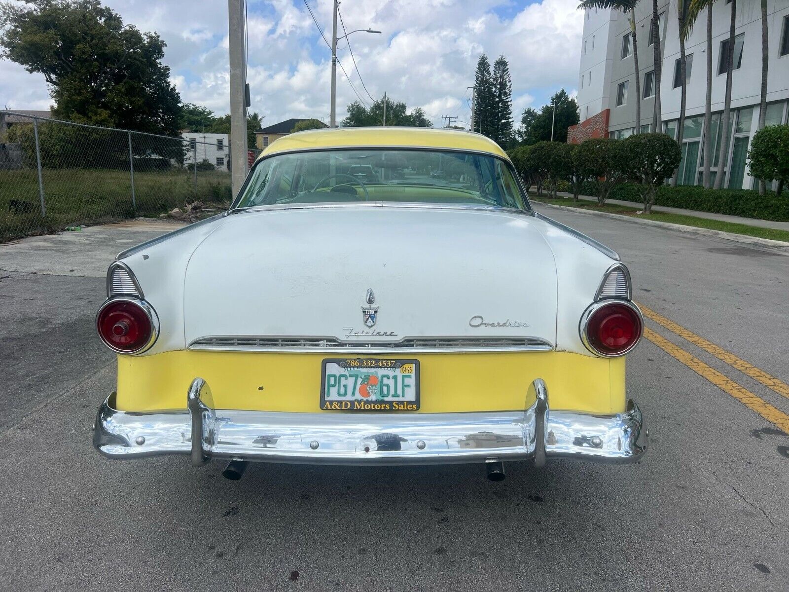 Ford-Crown-Victoria-1955-Coupe-5