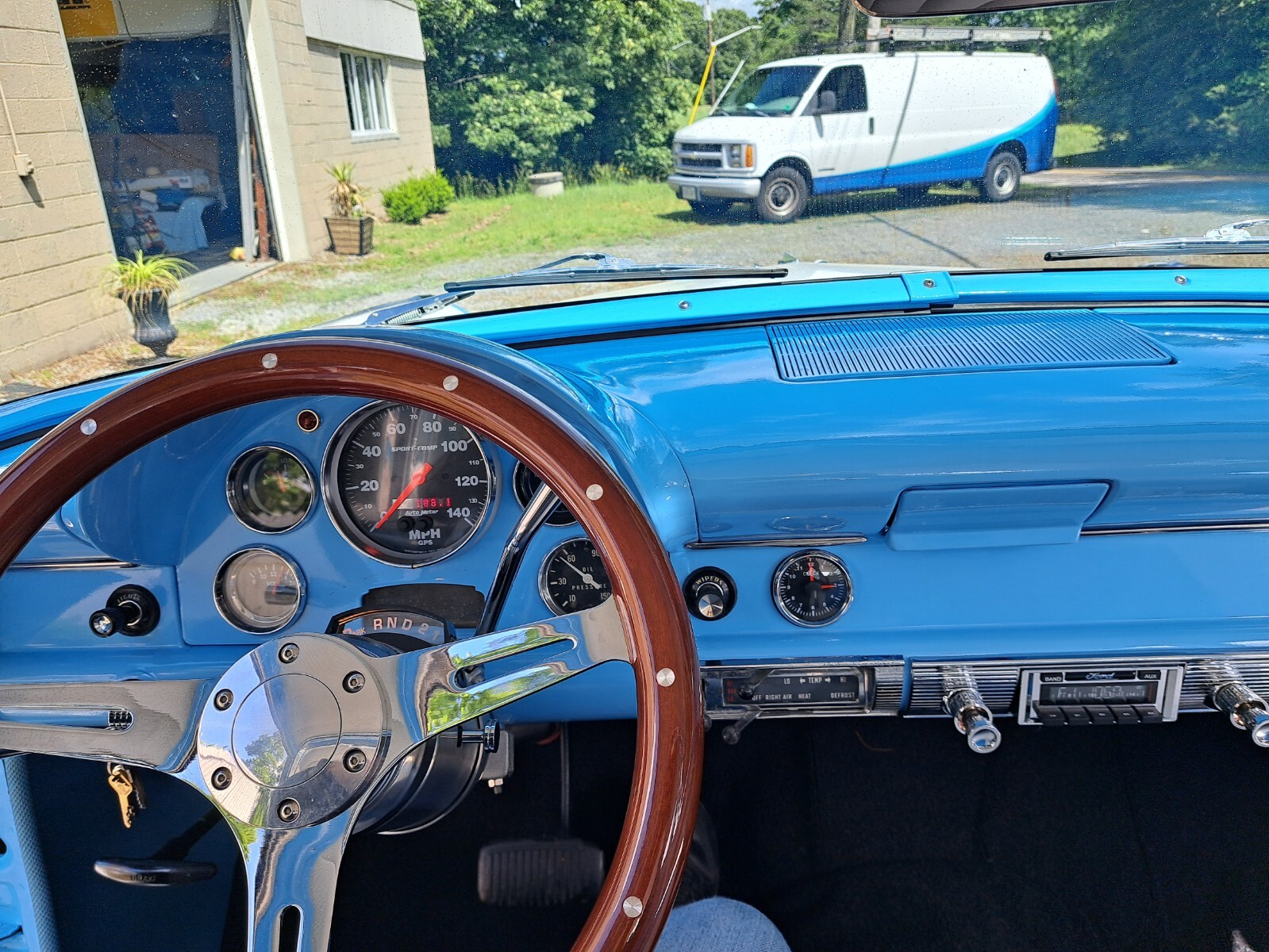 Ford-Crown-Victoria-1956-Coupe-13