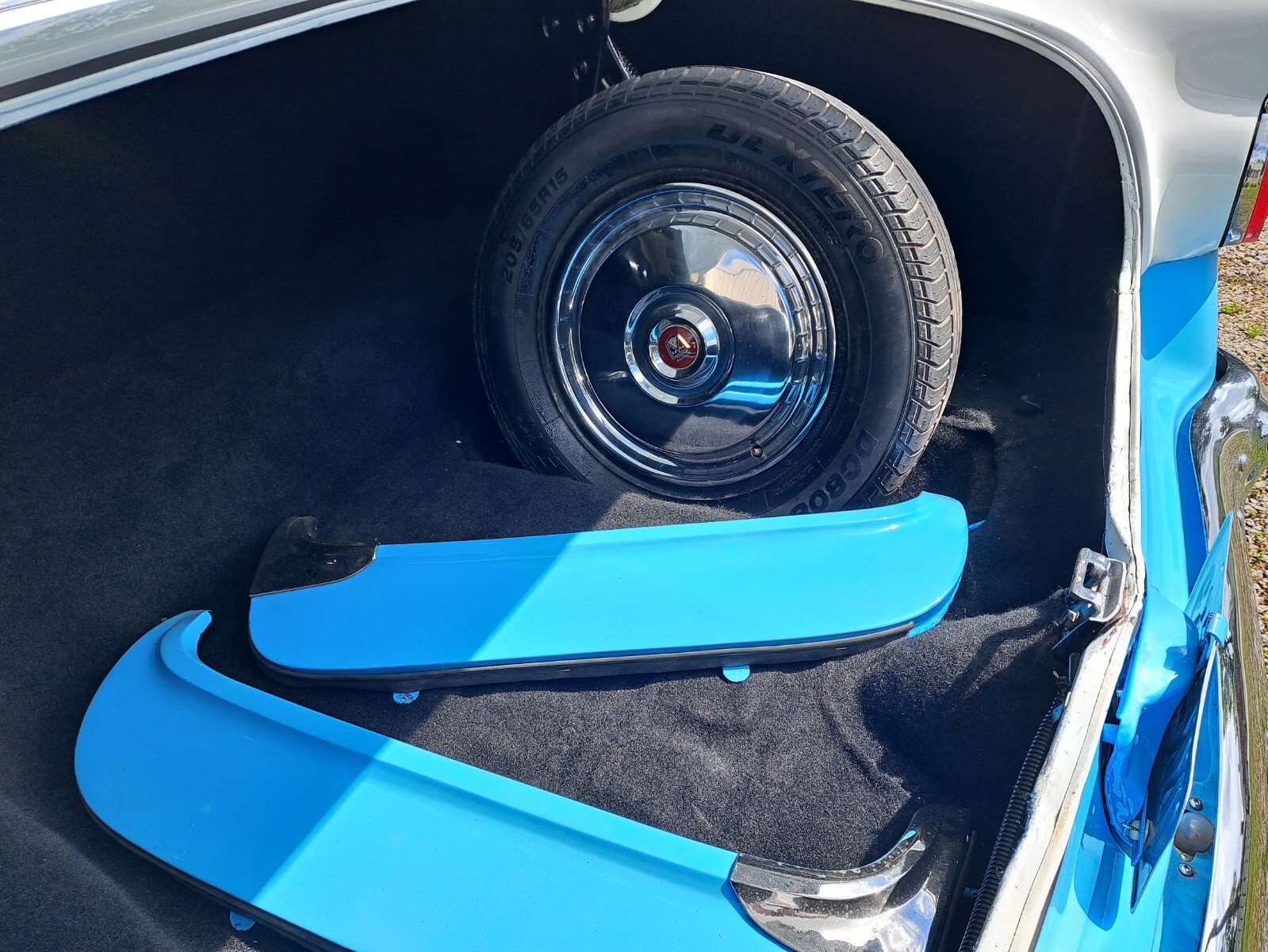 Ford-Crown-Victoria-1956-Coupe-15