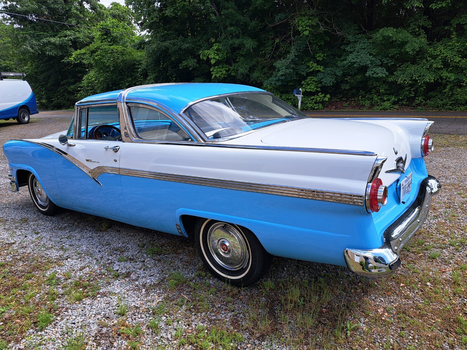Ford-Crown-Victoria-1956-Coupe-4