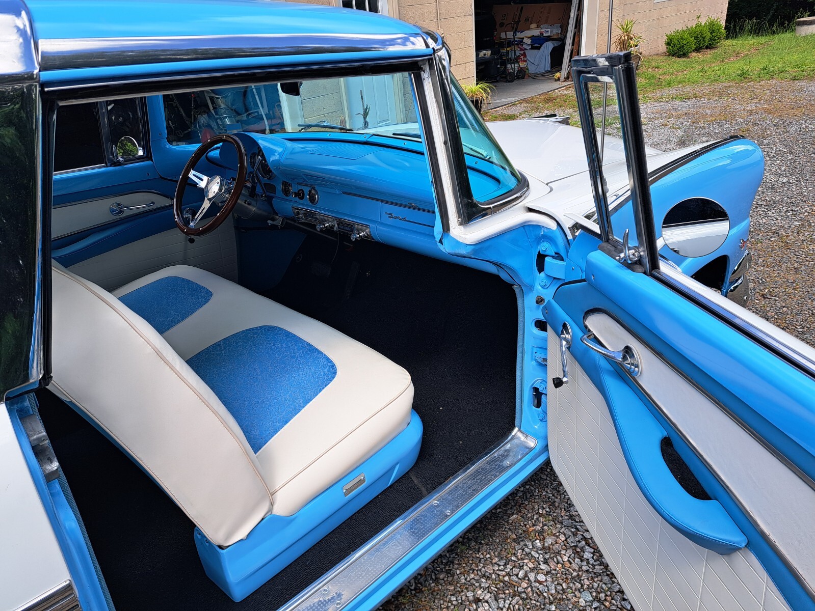 Ford-Crown-Victoria-1956-Coupe-9