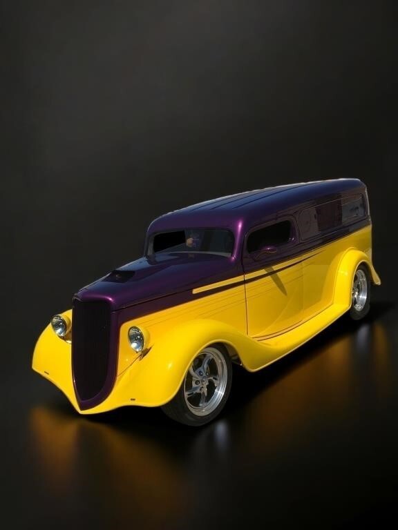 Ford-Custom-1935-Coupe-10
