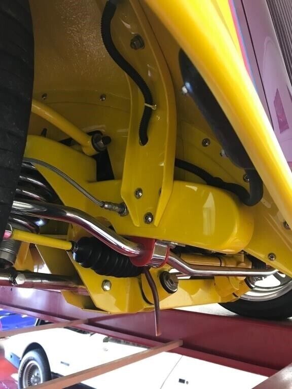 Ford-Custom-1935-Coupe-26