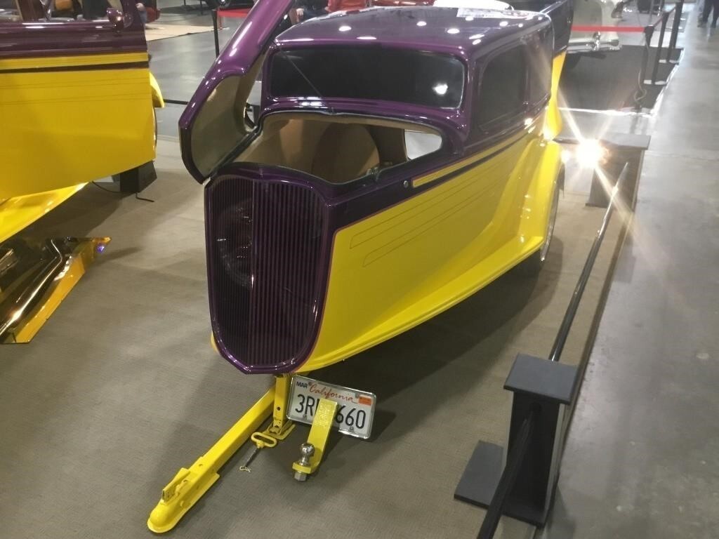 Ford-Custom-1935-Coupe-27