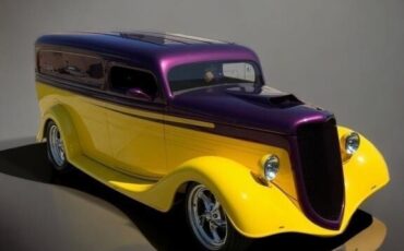 Ford-Custom-1935-Coupe-8