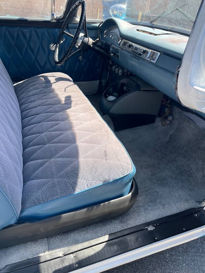 Ford-Custom-1957-blue-10