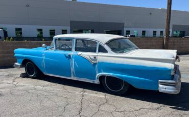 Ford-Custom-1957-blue-7