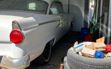 Ford-Custom-2-dr-hardtop-1956-5