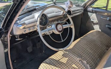 Ford-Custom-deluxe-1950-black-1