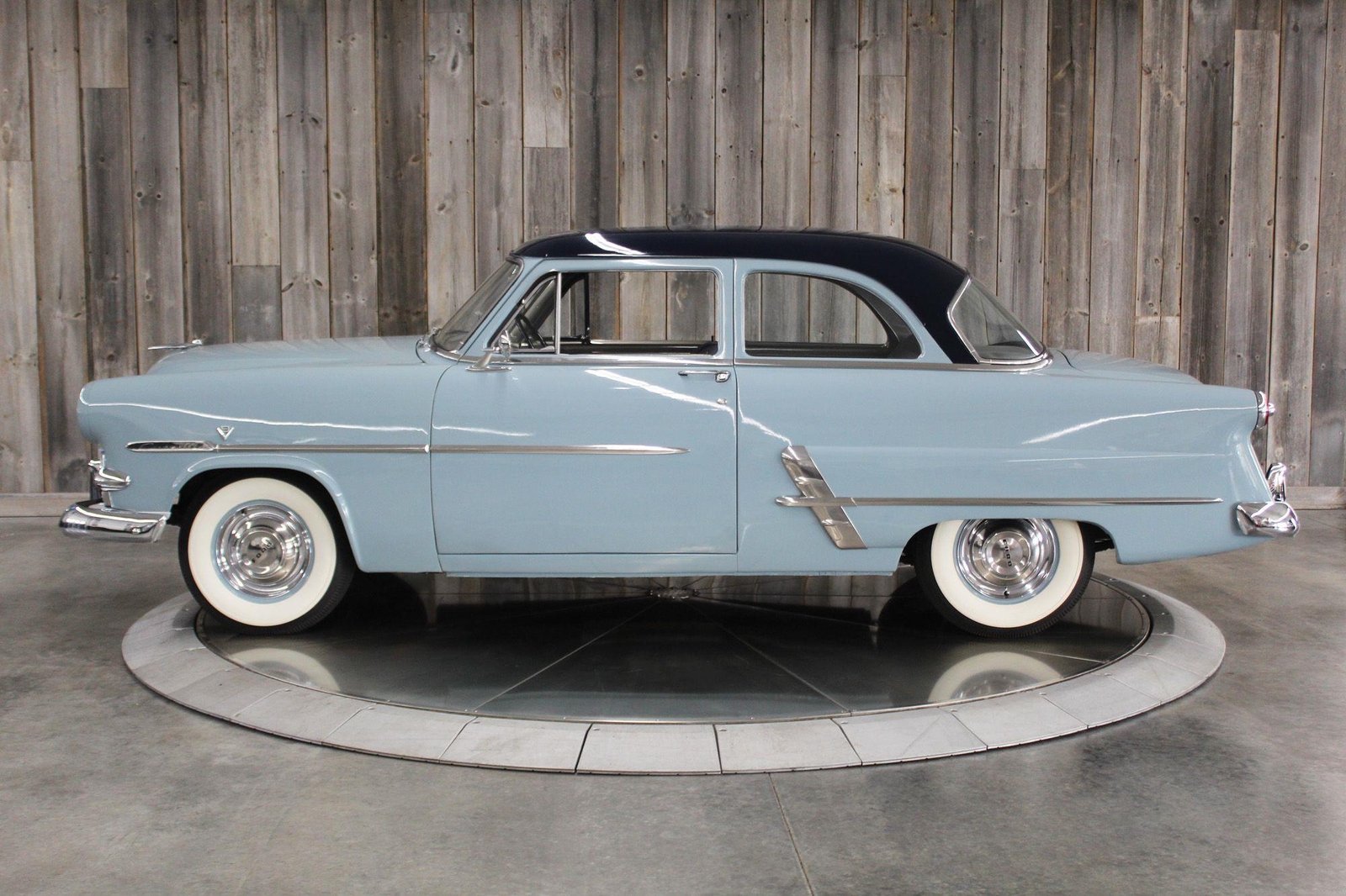 Ford-Customline-1953-Flathead-1