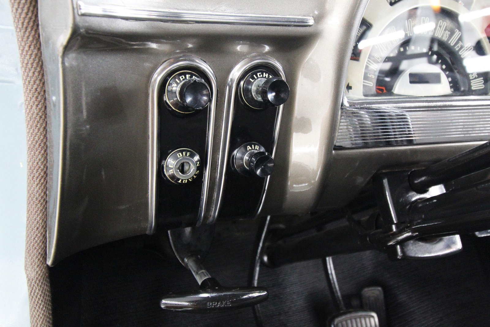 Ford-Customline-1953-Flathead-22
