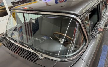 Ford-Custon-1957-2-Door-10