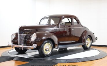 Ford-DeLuxe-Coupe-1940-Coupe