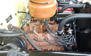 Ford-Delixe-1951-yellow-18