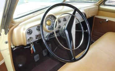 Ford-Delixe-1951-yellow-2