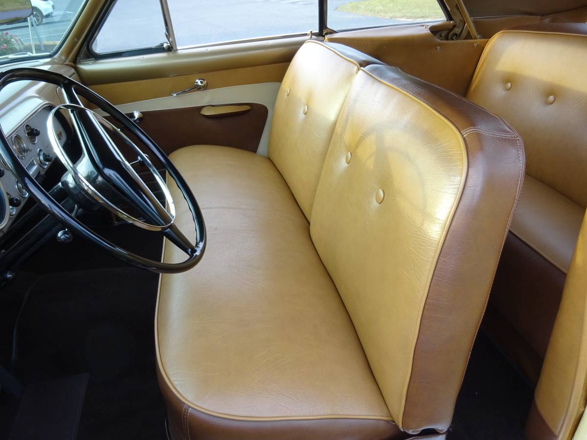 Ford-Delixe-1951-yellow-4