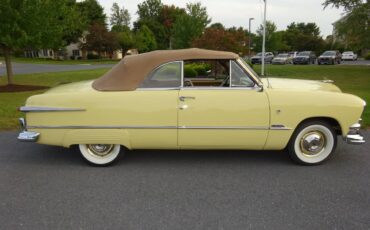Ford-Delixe-1951-yellow-7