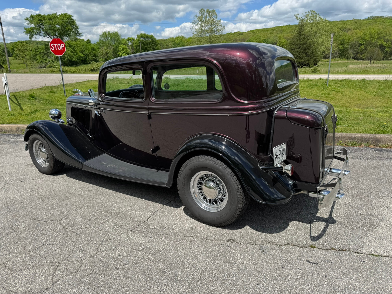 Ford-Deluxe-1934-Sedan-2