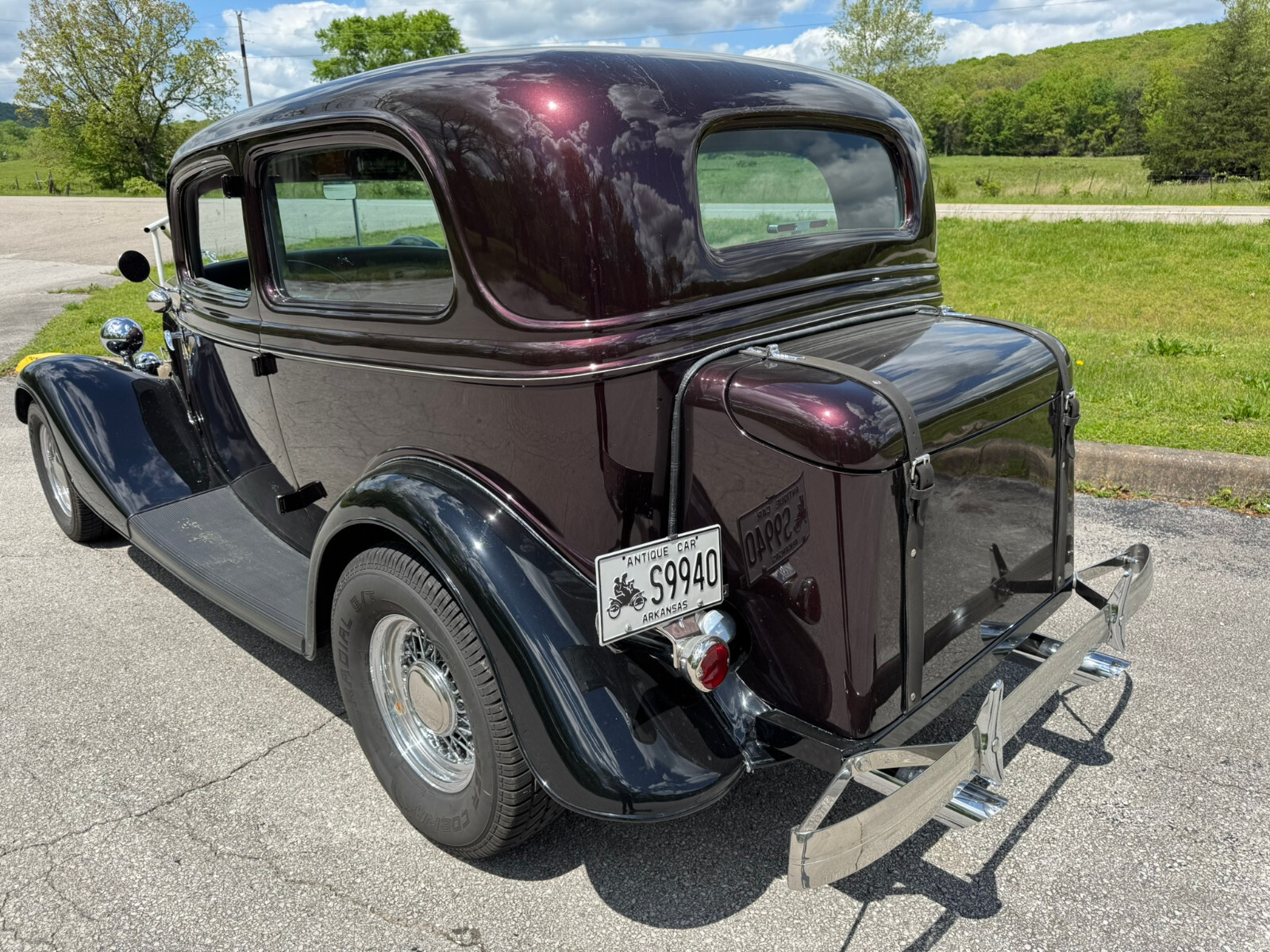 Ford-Deluxe-1934-Sedan-3
