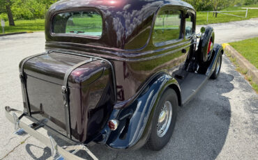 Ford-Deluxe-1934-Sedan-5