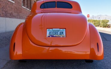 Ford-Deluxe-1940-Sedan-12