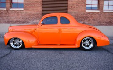 Ford-Deluxe-1940-Sedan-31