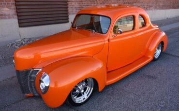 Ford-Deluxe-1940-Sedan-32