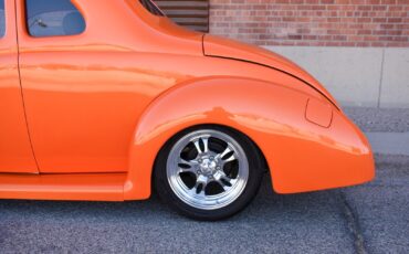Ford-Deluxe-1940-Sedan-36