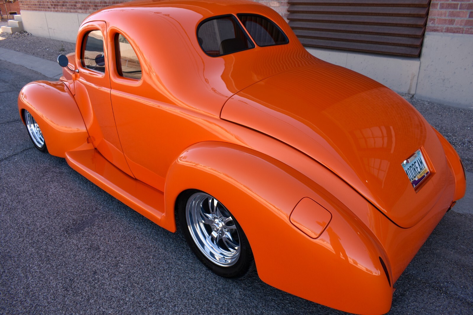 Ford-Deluxe-1940-Sedan-38