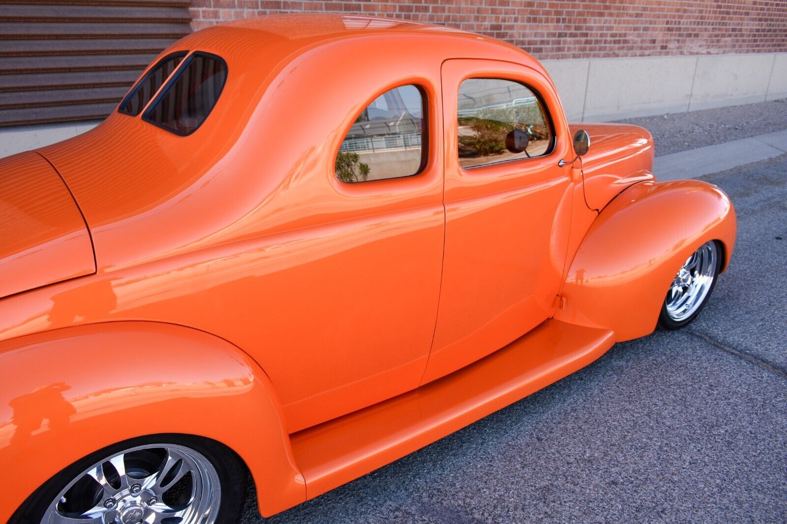 Ford-Deluxe-1940-Sedan-5