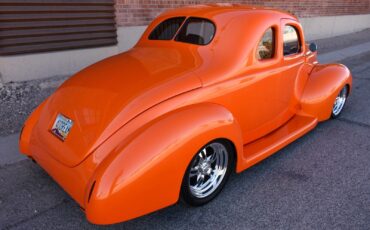 Ford-Deluxe-1940-Sedan-8