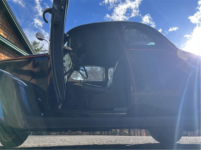 Ford-Deluxe-Coupoe-1938-COUPE-18
