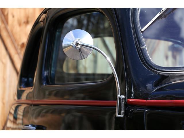 Ford-Deluxe-Coupoe-1938-COUPE-33