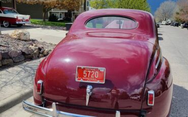Ford-Deluxe-business-coupe-1941-red-10