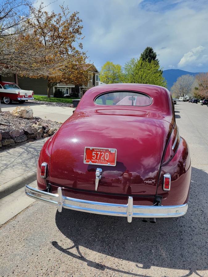 Ford-Deluxe-business-coupe-1941-red-10
