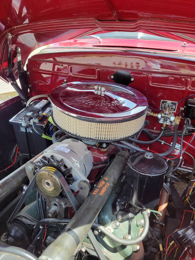 Ford-Deluxe-business-coupe-1941-red-4