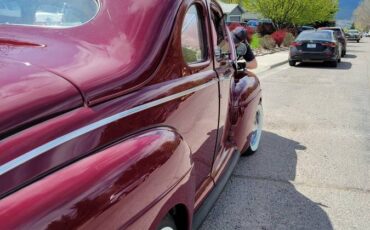Ford-Deluxe-business-coupe-1941-red-9