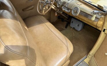 Ford-Deluxe-convertible-1947-yellow-7