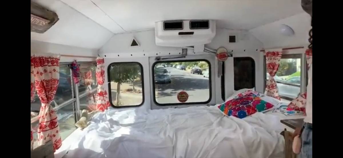 Ford-E-350-diesel-1993-10