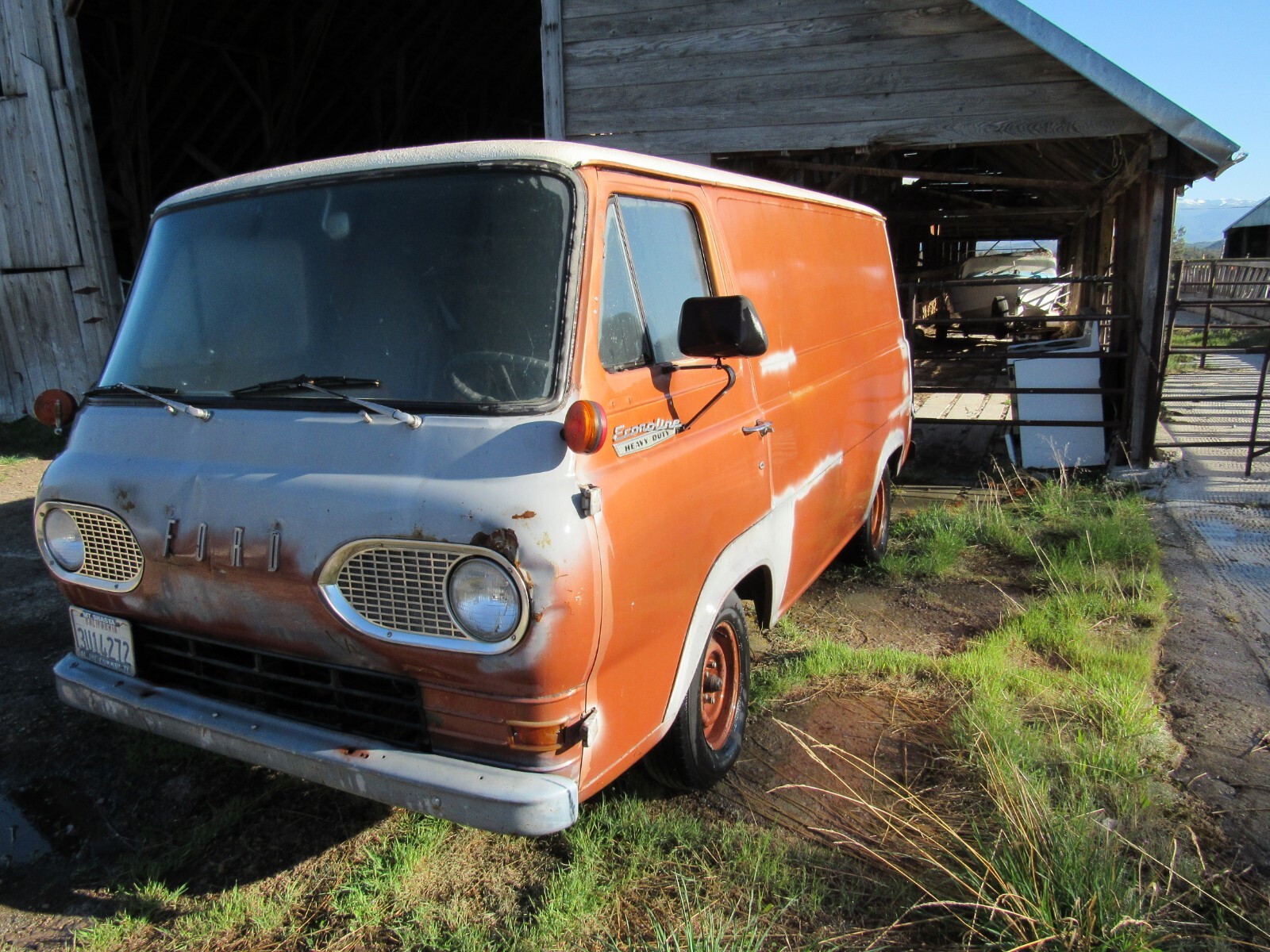 Ford-E-Series-Van-1966-Heavy-Duty-Van-with-windowed-rear-doors-solid-side-doors-1