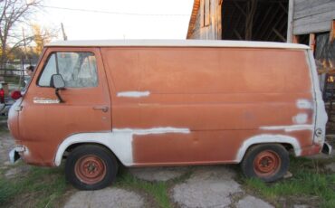 Ford-E-Series-Van-1966-Heavy-Duty-Van-with-windowed-rear-doors-solid-side-doors-4